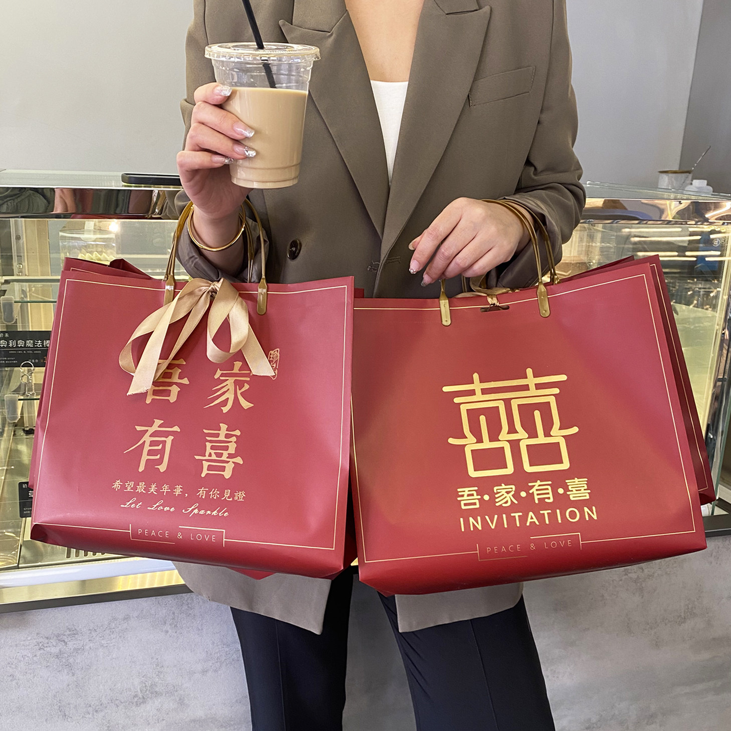 礼品袋喜庆伴手礼春节日圣诞吾家有喜婚庆结婚手提袋包装袋礼物