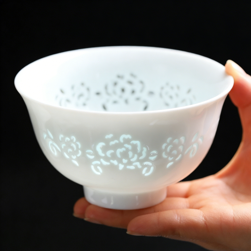 景德镇釉下彩花卉玲珑米饭碗图片