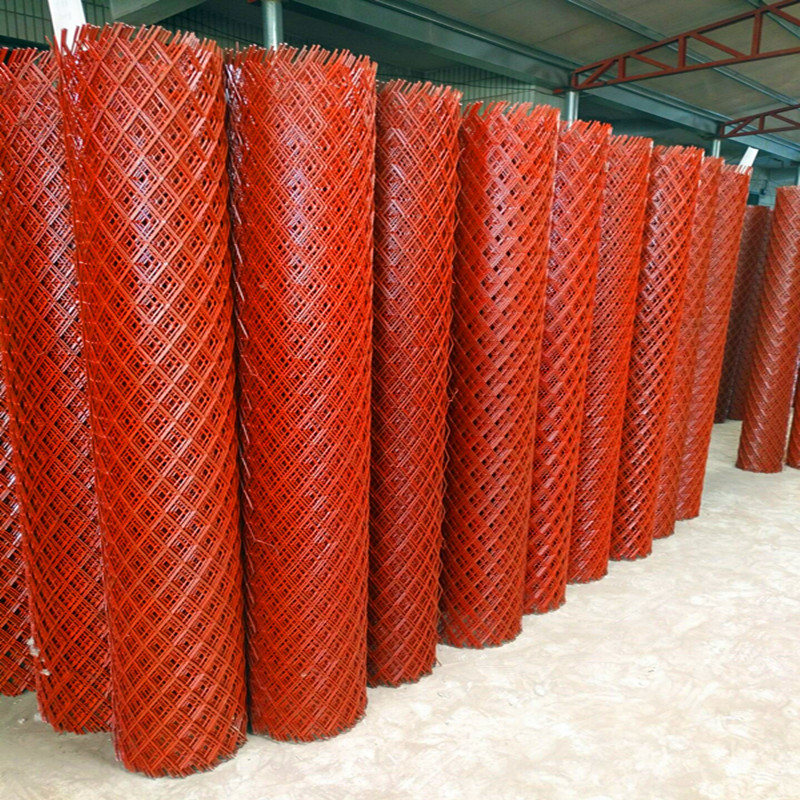 红色围栏红色防锈菱形围栏钢板网