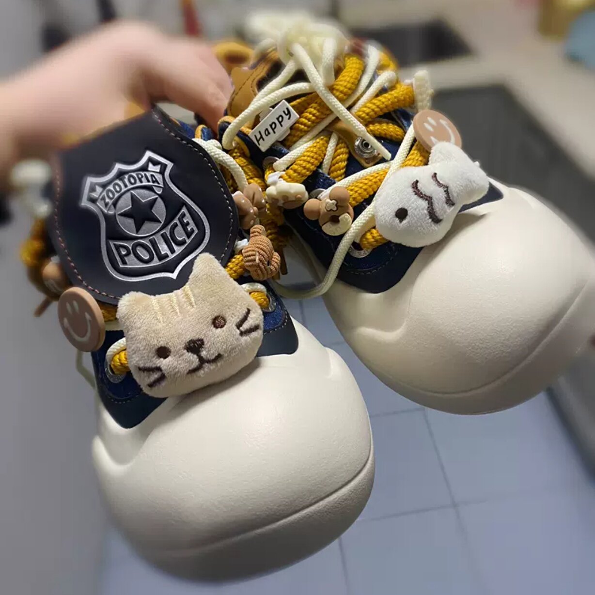 适配ouder帆布鞋板鞋可爱毛绒猫咪小鱼鞋扣蝴蝶结开口笑配饰配件图片