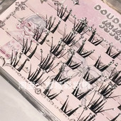 绝兑是个天才 能设计出这款 碎钻睫毛 好闪圣诞氛围爆闪假睫毛