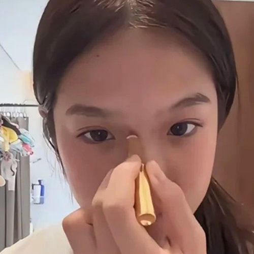 jaden爱用同款ooo平替双头修容笔膏阴影 人中笔立体提亮鼻影细节