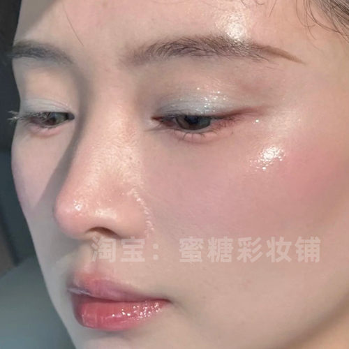精灵湖水绿 高明度色彩感 春日彩色单色眼影细闪Kat*平替薄荷曼波