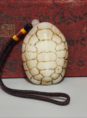仿玉高古玉老包浆龟壳手把件