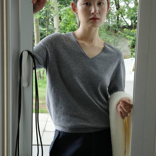 CLEAN SPACE-天丝羊毛V领中袖宽松单穿内搭秋上新针织衫56866