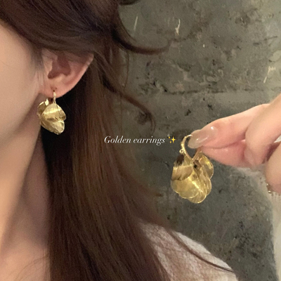 香槟恋人~复古金色花瓣流苏耳环