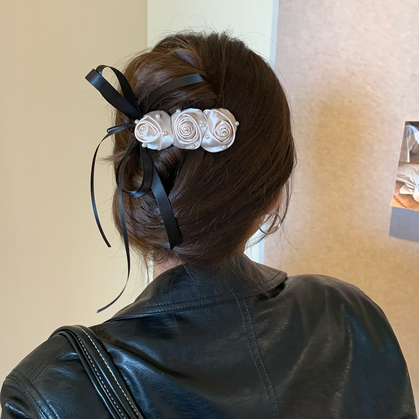 南法调调~韩系玫瑰花飘带扭扭夹