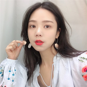 洋气百搭磨砂质感圆片耳环