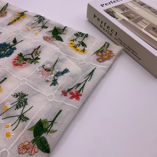 抱枕桌布花卉植物几何图布料 新款 镂空蕾丝花刺绣服装 面料装 饰韩版