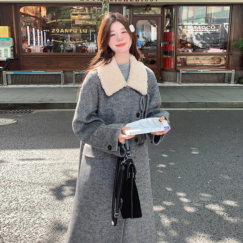 灰色羊羔毛拼接大衣女冬2025新款韩系单排扣小个子中长款毛呢外套，女装毛呢外套，浙宝293