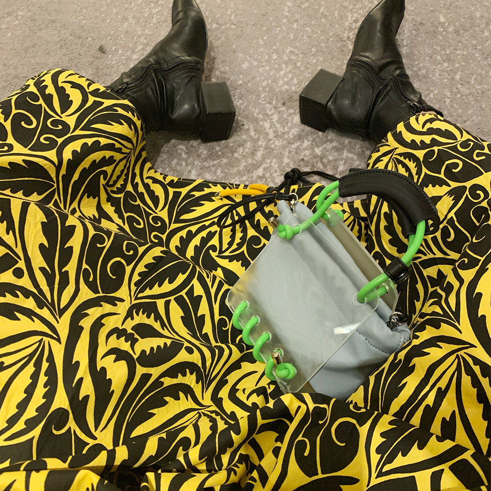 自制醉高版本 面料舒服到每天想穿它时髦黄色印花连衣裙
