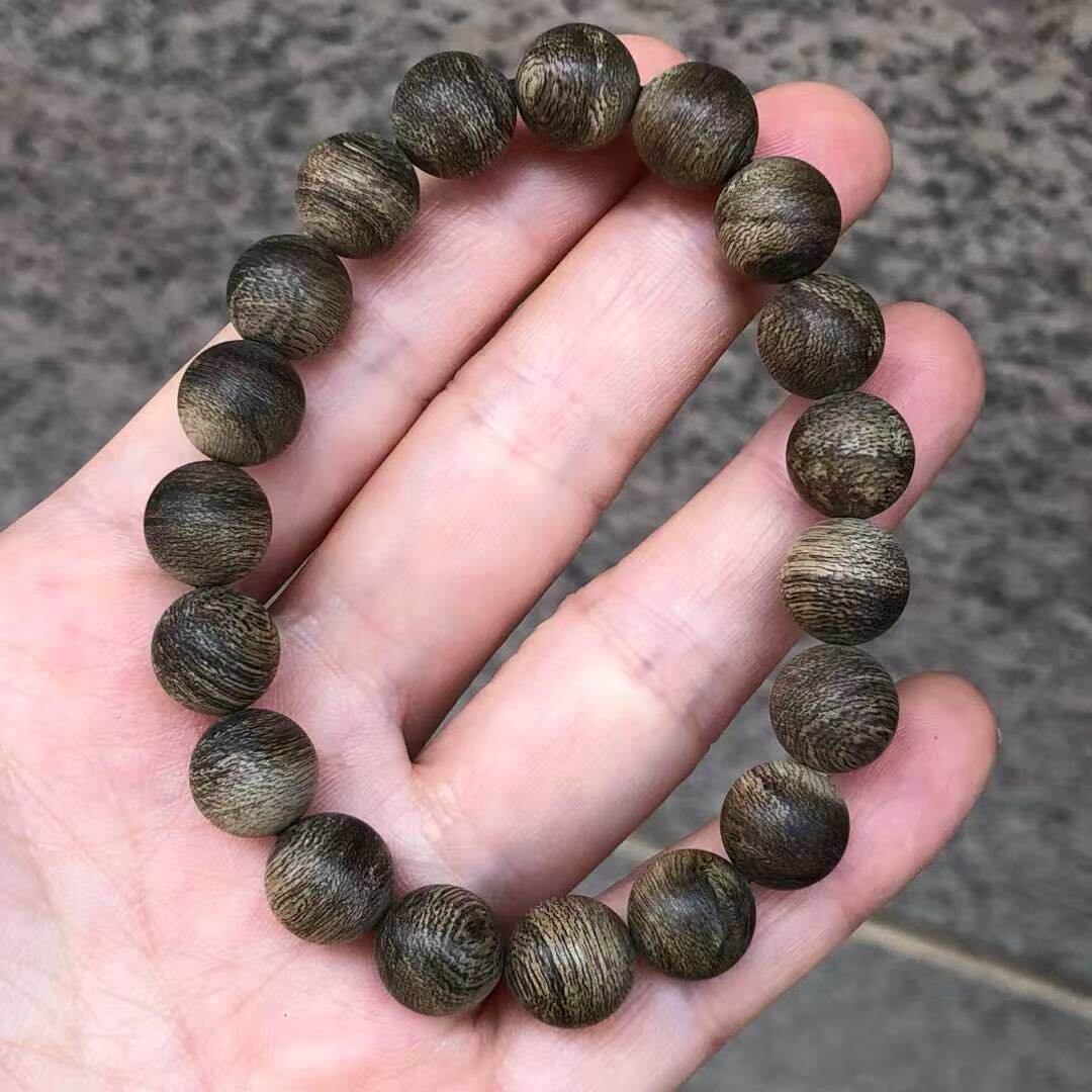 文莱沉香手串天然10mm19颗通用款