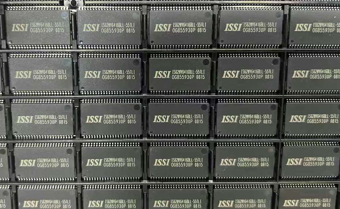 原装IS62WV1288BLL-55QLI全新正品电子集成/IC SRAM 1MBIT PARA