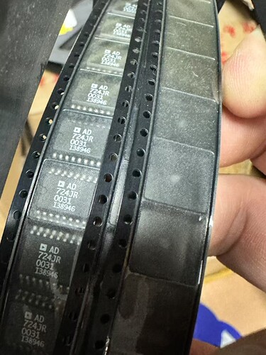 AD724JRZ AD724JR 视频编码器芯片 封装SOP-16 全新原装