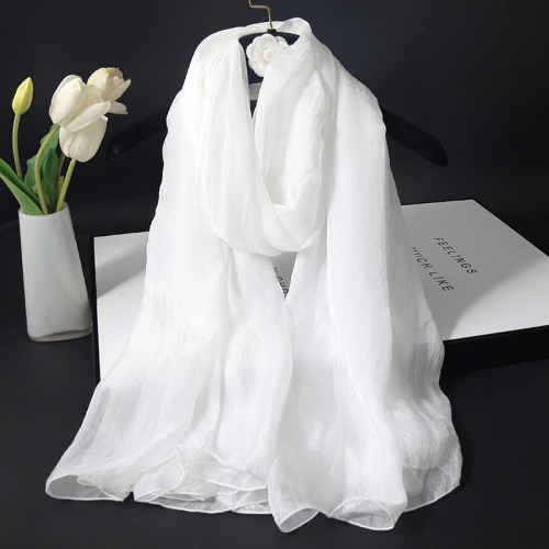 春秋装饰防晒旅游拍照丝巾白色