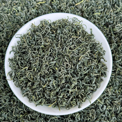 王大鹏 2025松阳香茶龙井43炒青工艺雨前茶板栗香250克罐装