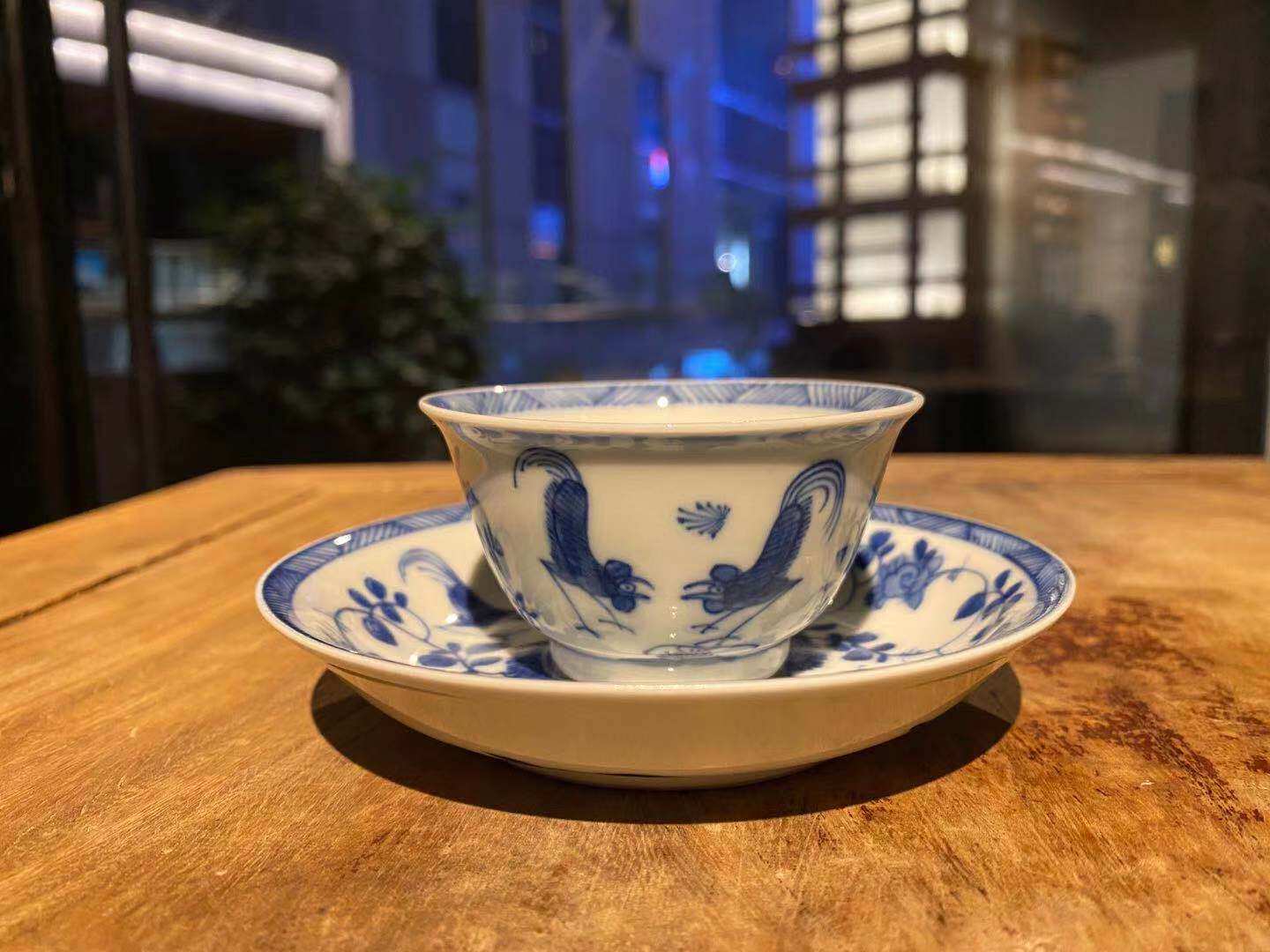 清代外销欧洲大美手绘斗鸡主人杯
