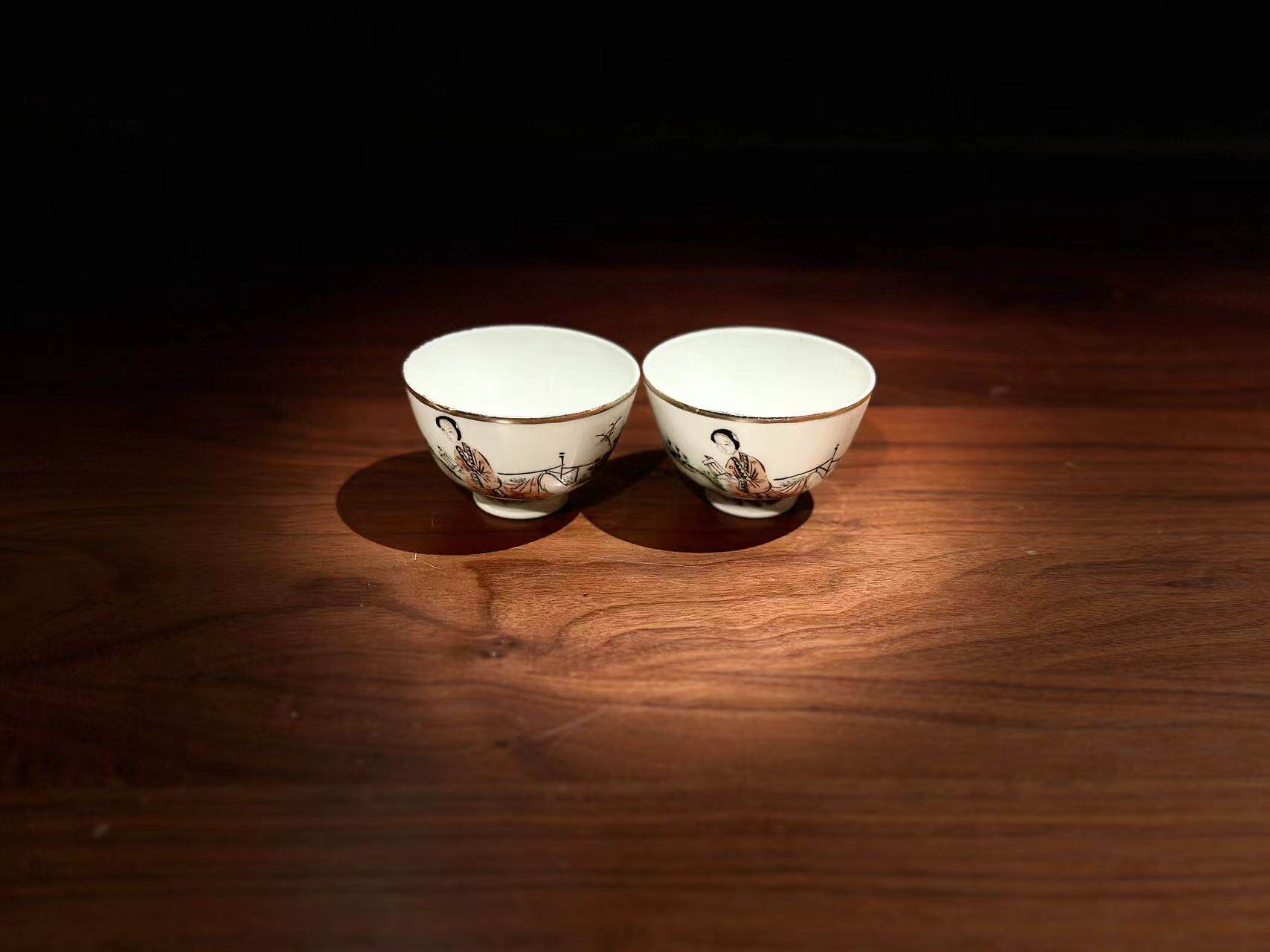 清末民国时期经典粉彩主人杯 手绘人物仕女 描金浅口工夫茶道品杯