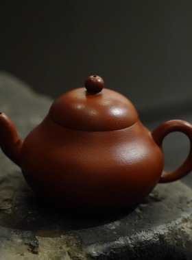 80年代台湾订制紫砂原矿老朱泥 孟臣梨形壶荆溪款 工夫茶小品130c