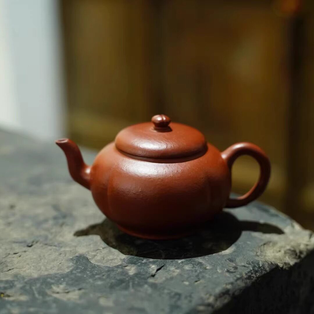 80年代台訂紫砂壶 純正老料大红袍泥扁圆壶 工夫茶小品清香珍玩款
