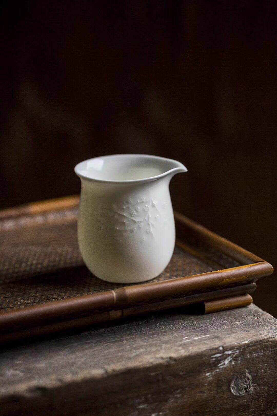 90年代台定德化白瓷小号圆形公道