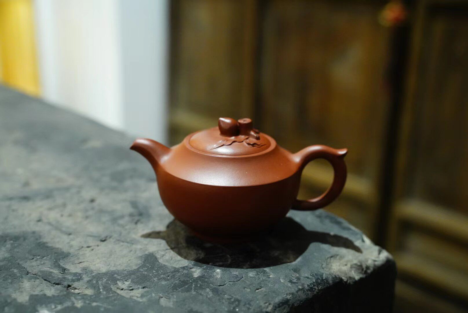 90年台湾定制寿桃壶 原礦黃龍山老朱泥 工夫茶道器独孔逸公诗句款