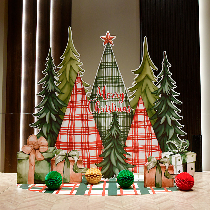 圣诞节装饰圣诞树气球场景布置kt板背景商场店铺氛围展板美陈布置