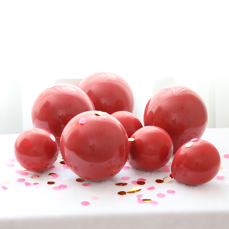 创意宝石红尤派趣乳胶气球105寸