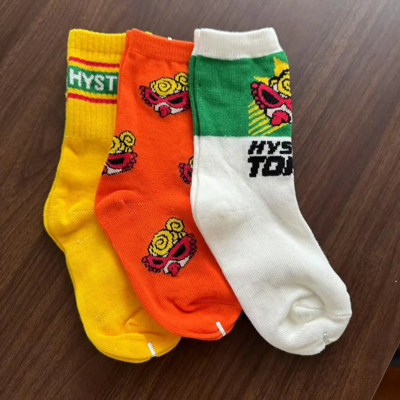 特价处理 发三双 儿童 黑超奶嘴袜子