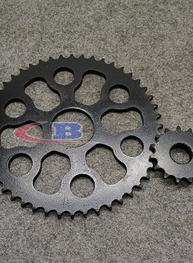 适用于雅马哈 XG250 魔术师250 小鹿250 大小链轮/牙盘齿轮 428