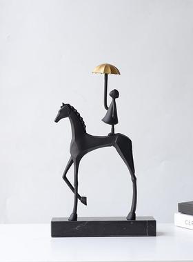 抽象艺术铸铁马客厅书柜摆件