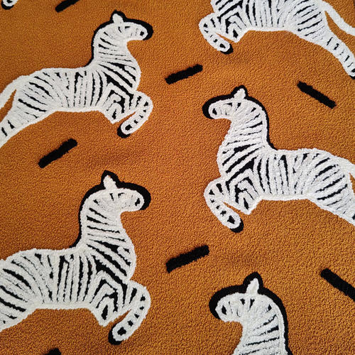 小马刺绣抱枕加厚坐墩沙发面料