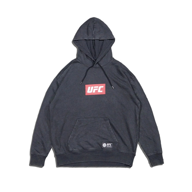 美潮街头休闲UFC字母图案印花水洗做旧抓绒连帽卫衣
