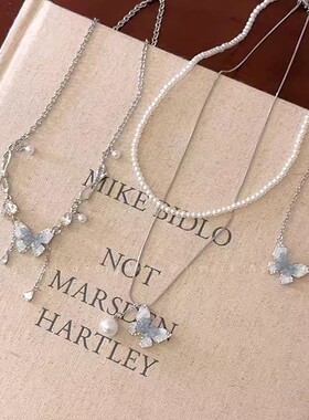 蓝色水晶蝴蝶双层珍珠项链清冷感锁骨链轻奢小众精致链