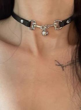 暗黑甜酷辣妹小众感choker皮质铃铛项圈百搭颈链女