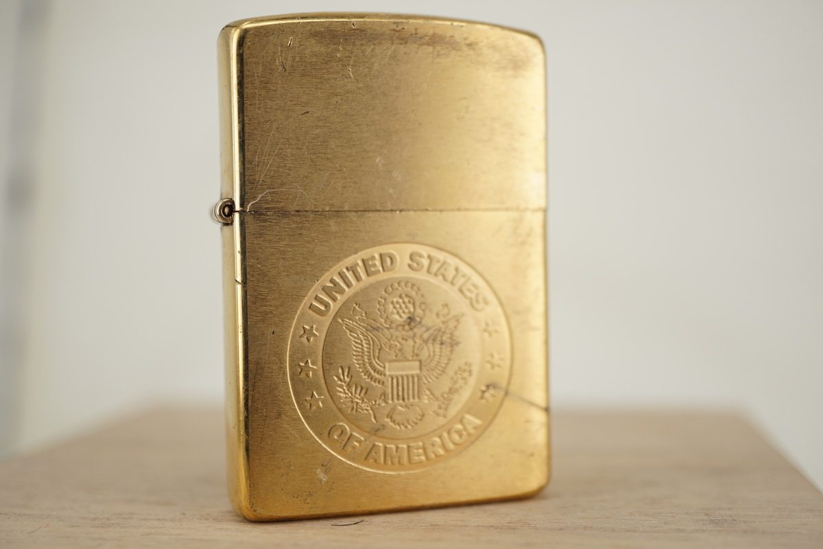 原装正版1989年D二手未使用纯铜拉丝蚀刻美国国徽纹章ZIPPO打火机