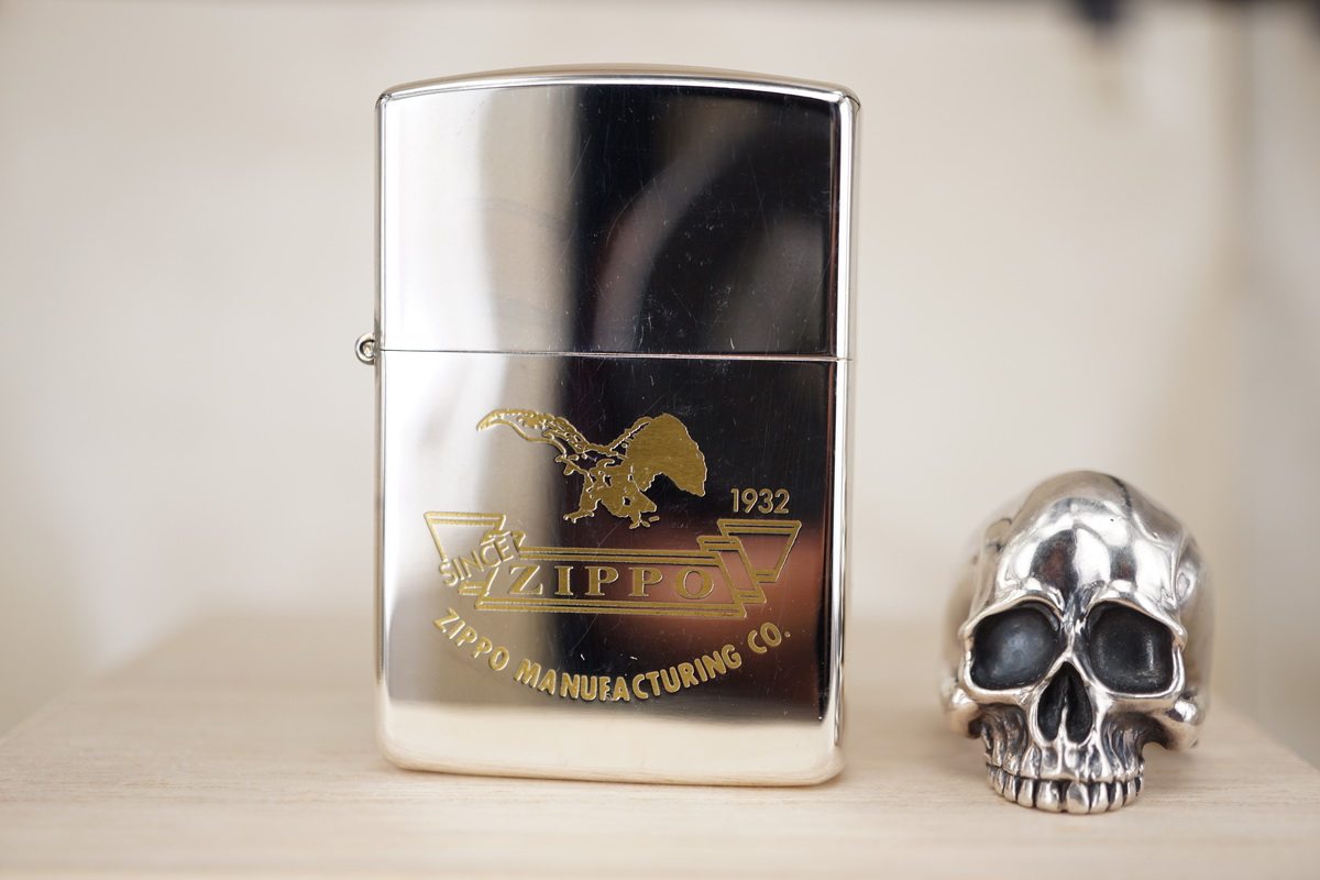 原装正版 1991年E全新斜底刻镀银镜面烫金蚀刻飞鹰打火机 ZIPPO