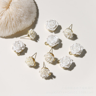 复古昭和风珠光玫瑰花花朵合金吊坠耳钉配件diy手工耳环头饰