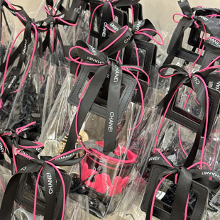 服装店轻奢伴手礼美业护士节开业店庆送礼员工福利礼品定制礼袋