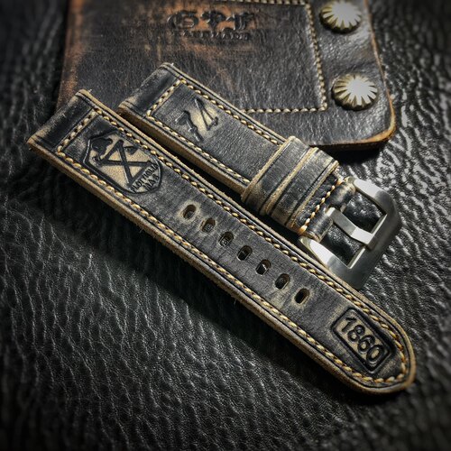 霍尔文牛皮复古柔软表带