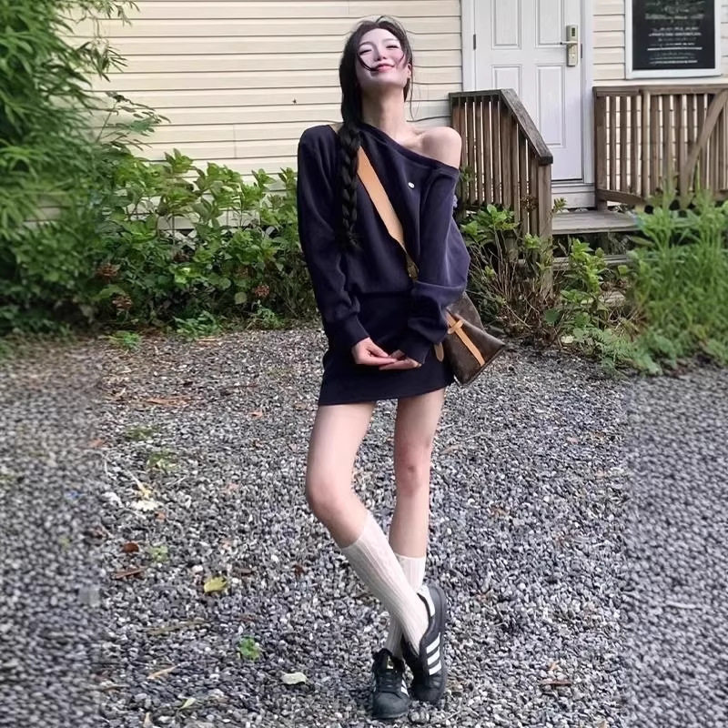 法式复古风斜肩长袖卫衣连衣裙女