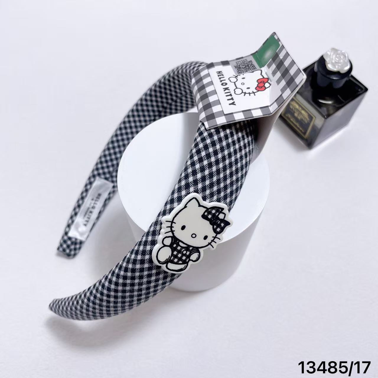 正版HelloKitty凯蒂猫甜美发箍蓝格纹包布不勒头小学生压发头箍