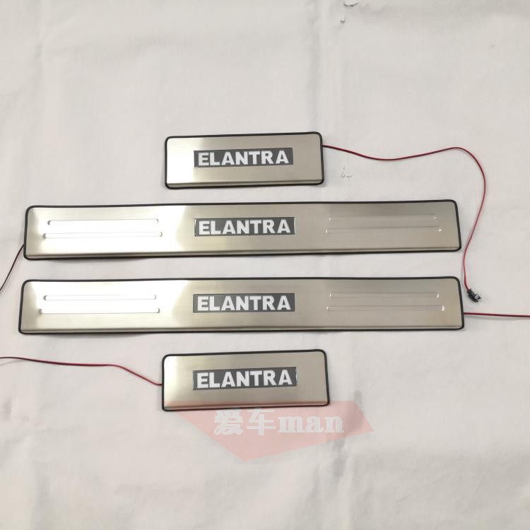 081011款伊兰特门槛条带灯led