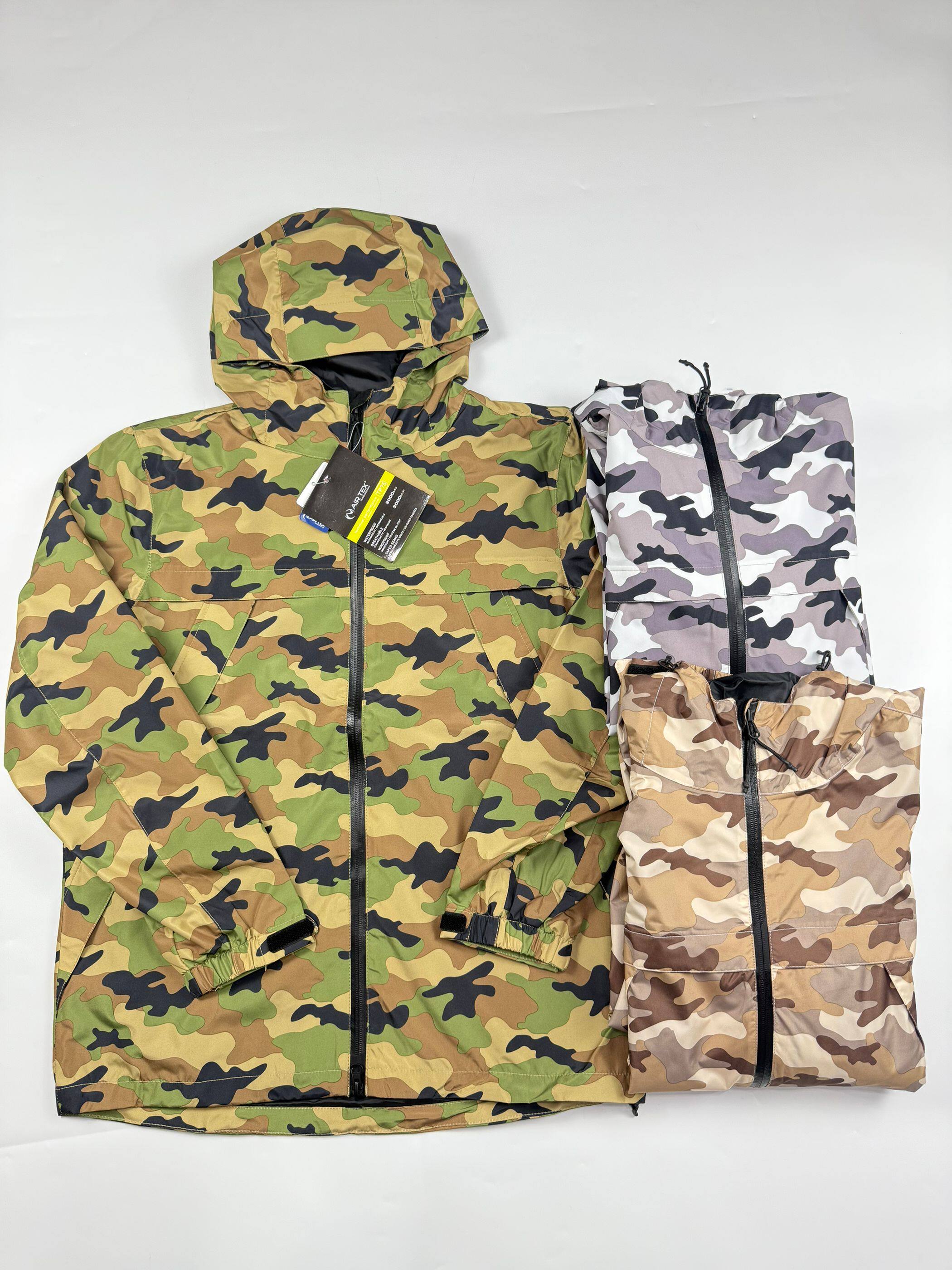 男士春秋薄款户外防水迷彩冲锋衣外套宽松大码休闲运动连帽夹克潮