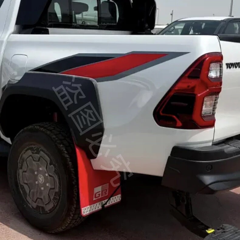 适用15-25海拉克斯HILUX REVO 越野改装加宽GR标挡泥板加厚耐用款