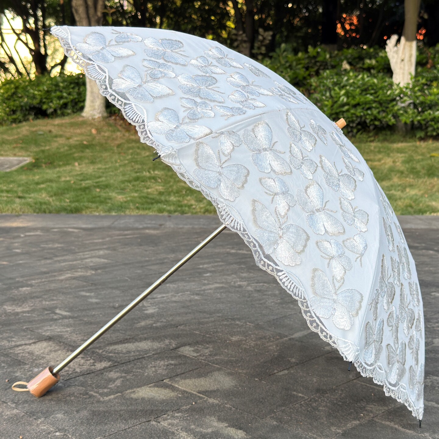蕾丝刺绣花太阳伞蝴蝶亮片黑胶防紫外线防晒遮阳晴雨两用洋伞高档