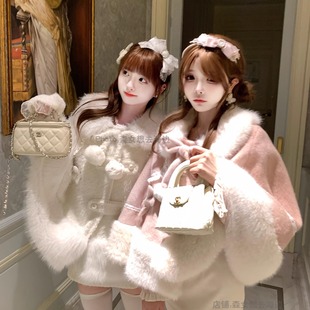可爱保暖毛茸茸斗篷外套闺蜜装 冬季 白雪梦游 森女系原创想去海边
