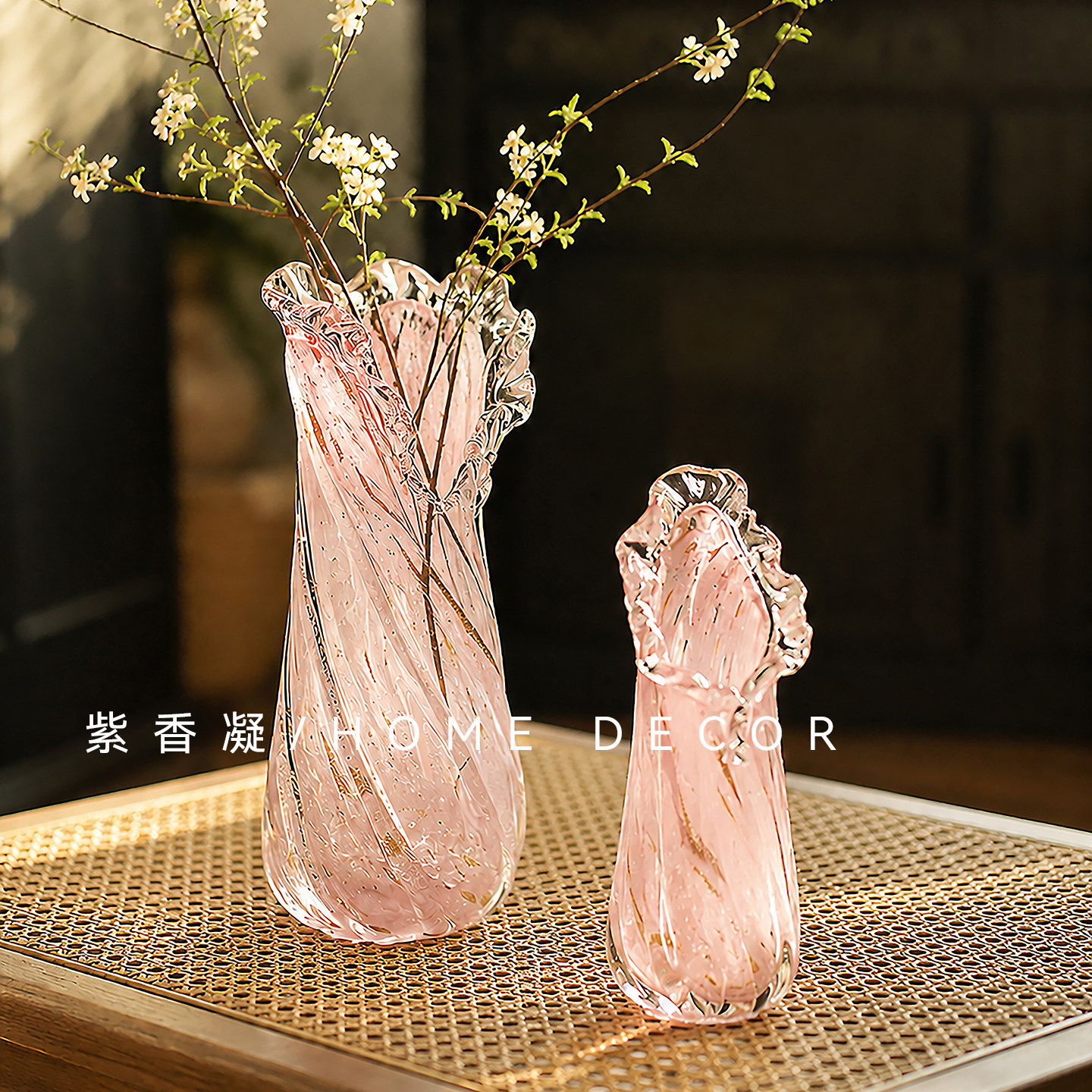 法式中古晕染玻璃花瓶水培插花图片