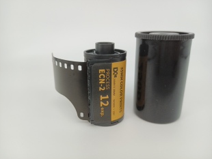 12张电影卷简装35mm胶卷练习胶卷胶片135礼品防水机ECN2冲洗彩色