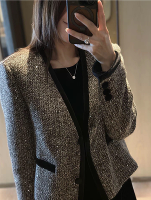 24秋冬新款时尚轻奢气质法式小香风外套粗花呢编织亮片V领上衣